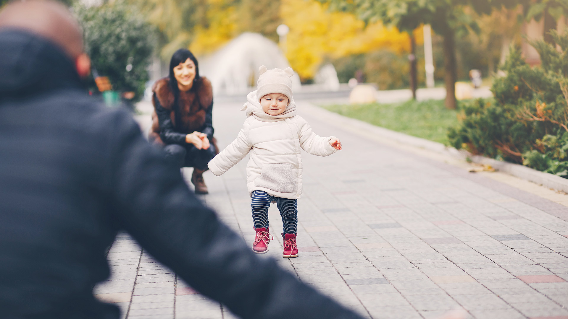 Marche : les premiers pas de bébé